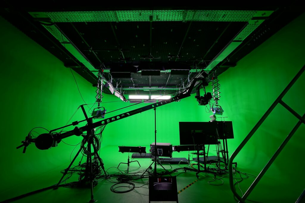 professional green screen studio for virtual production VP and VFX CGI